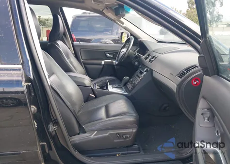 2013 Volvo Xc90 3.2/3.2 Platinum/3.2 Premier Plus z USA, uszkodzony, nr VIN YV4952CY0D1628465